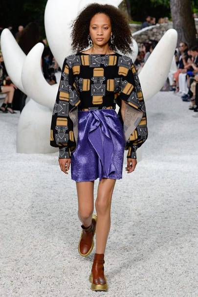 Louis Vuitton Spring/Summer '19 Resort Collection by Indigital - Looks of the Week - June 2nd Louis Vuitton Spring/Summer '19 Resort Collection by Indigital